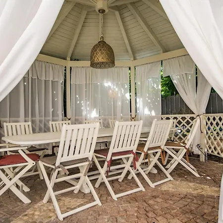 Fiorita Appartement Cattolica