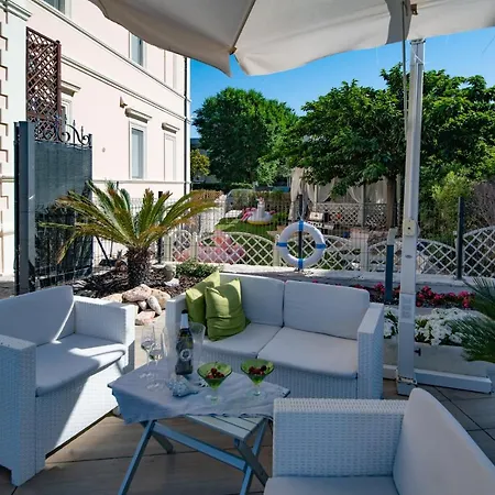 Appartement Fiorita *