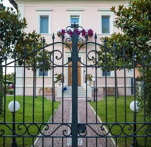 Daire Fiorita Cattolica